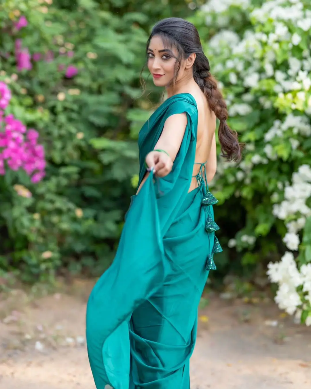 ETV Actress Bhanu Sri in Beautiful Green Saree Sleeveless Blouse